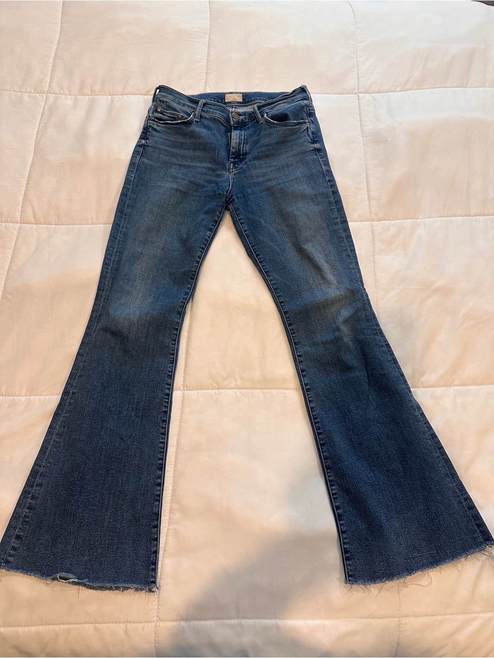 MOTHER Weekender Fray Groovin’ Jeans
